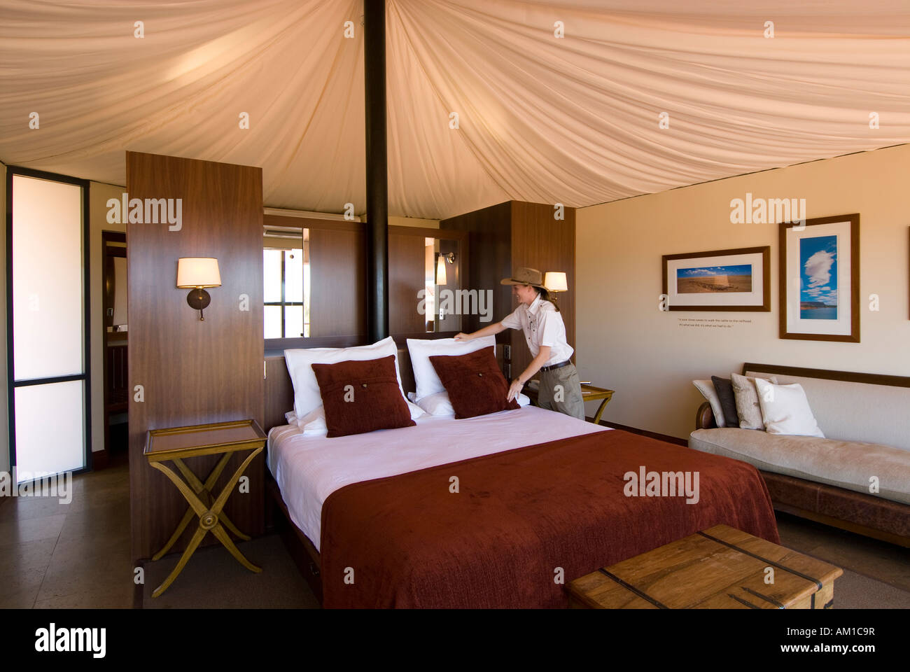 Ayers Rock Resort Hotel Longitude 131, luxury camp at the Ayers Rock, Yulara, Northern Territory, Australia Stock Photo