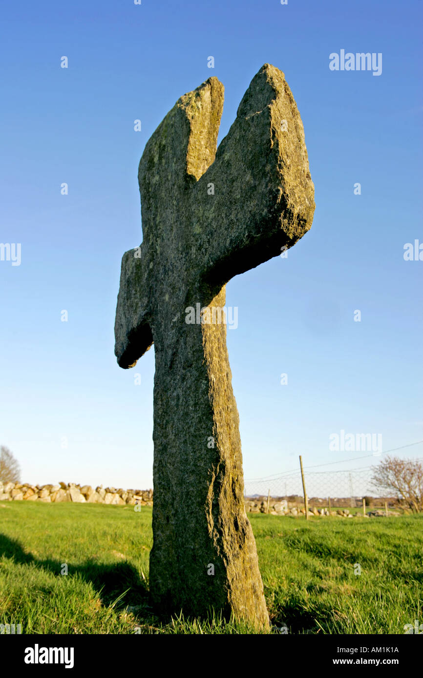 Viking age cross hi-res stock photography and images - Alamy