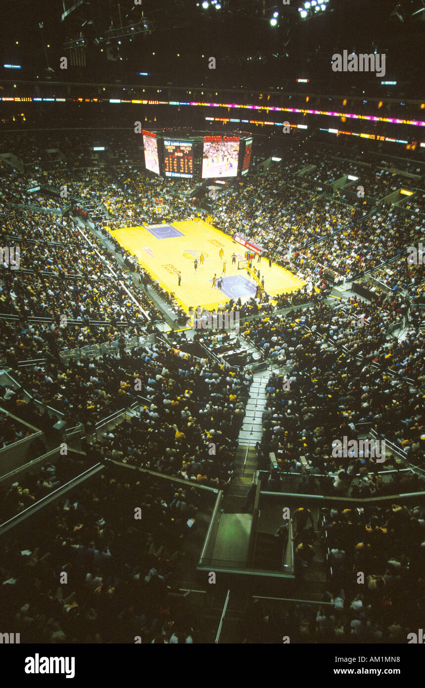 Staples center lakers hi-res stock photography and images - Alamy