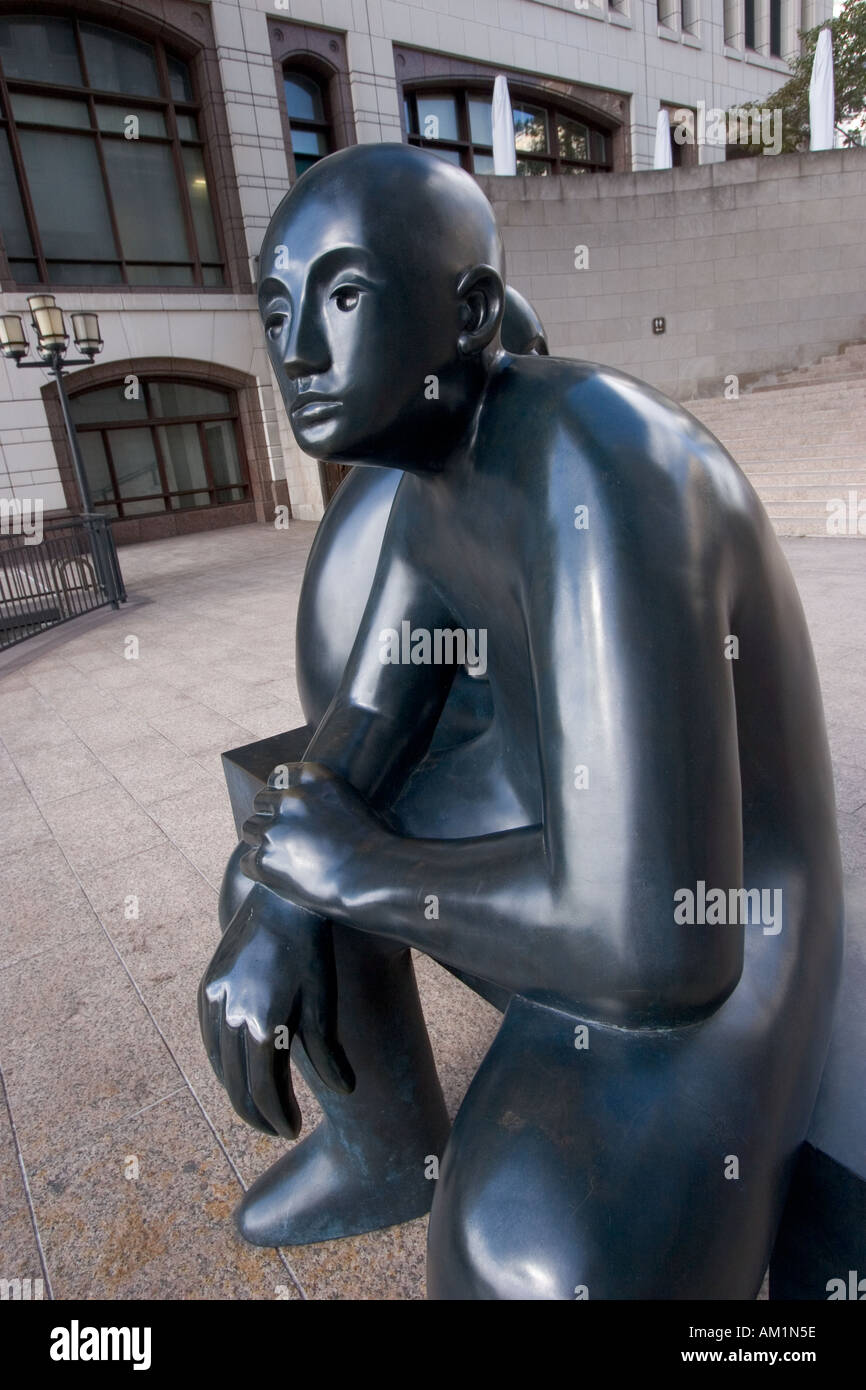 Statues in Canary Wharf Docklands East London Stock Photo - Alamy