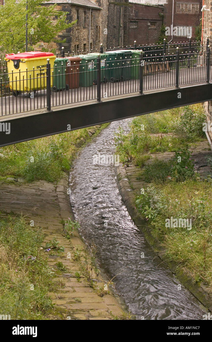 Canalised river hi-res stock photography and images - Alamy