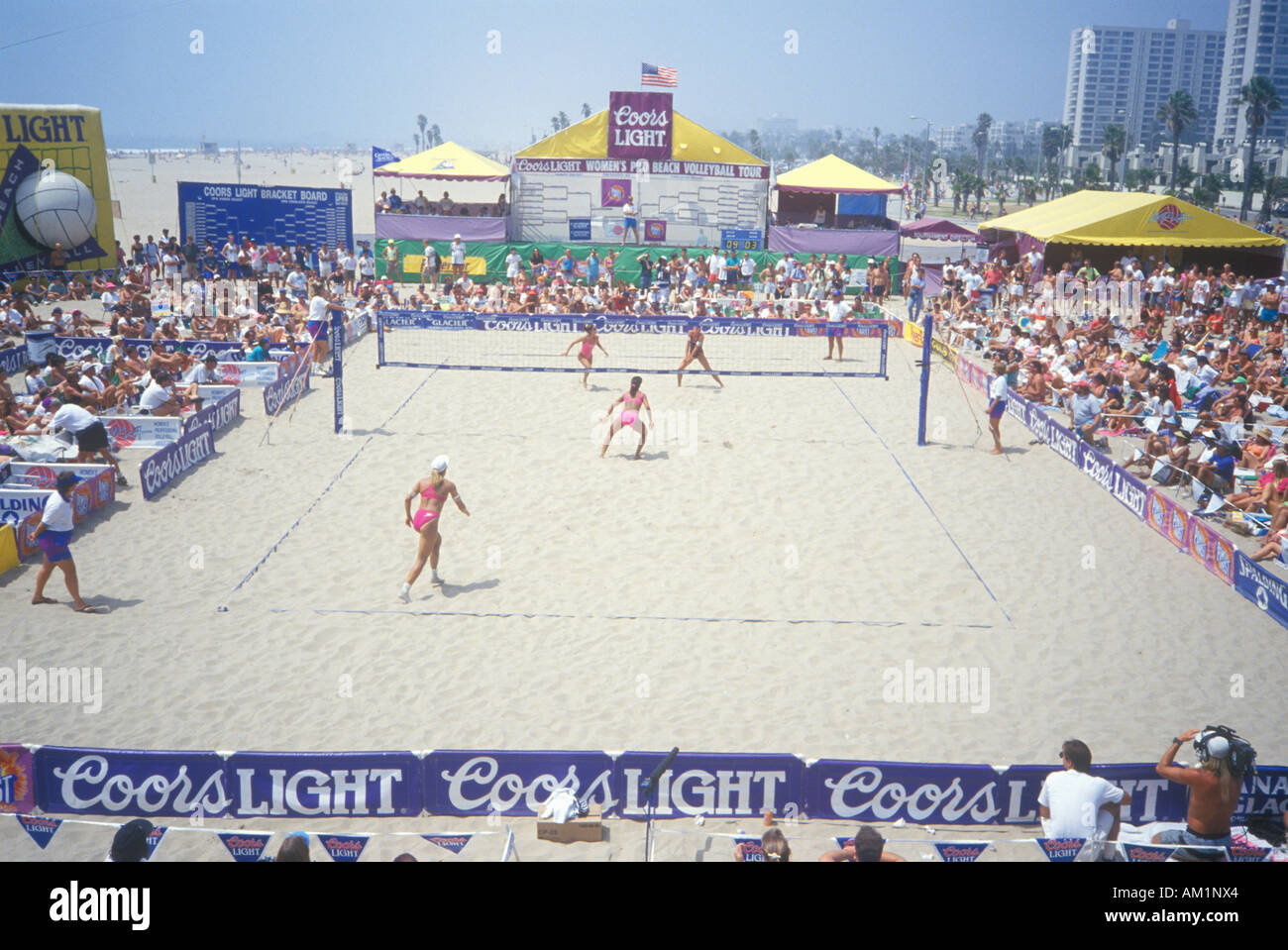 Women s professional sand volleyball tournament Venice Beach California Stock Photo Alamy