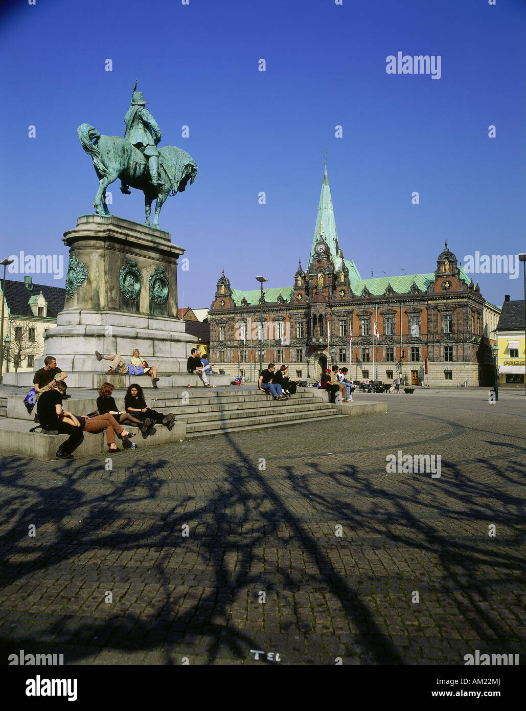 geography / travel, Sweden, Malmo, squares, town hall sqaure with rider statue and city hall (radhuset) at stortorget Stock Photo