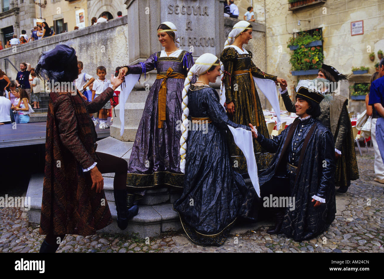 Dance in the Coronation of Isabella I of Castile MIDDLE AGES FESTIVAL in SEGOVIA Spain Stock Photo
