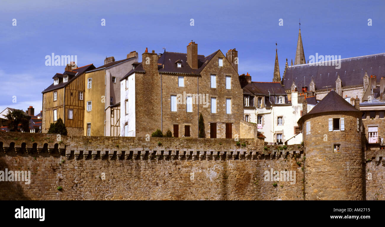 france brittany morbihan chateau ramparts and walls of old town vannes Stock Photo