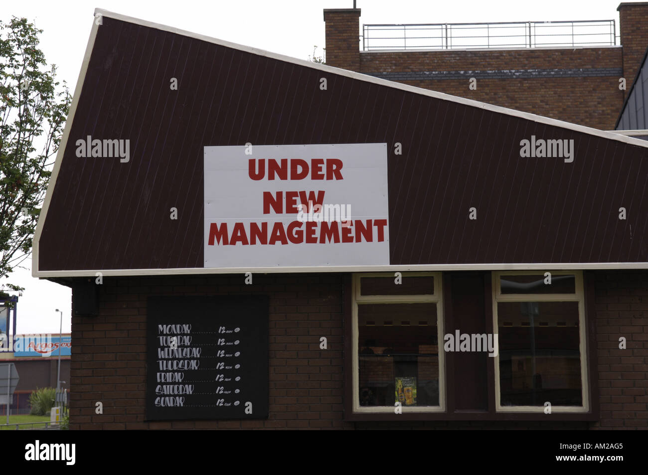 under new management licensed premises public house pub bar seventies design architecture building flying shuttle showboat bury Stock Photo