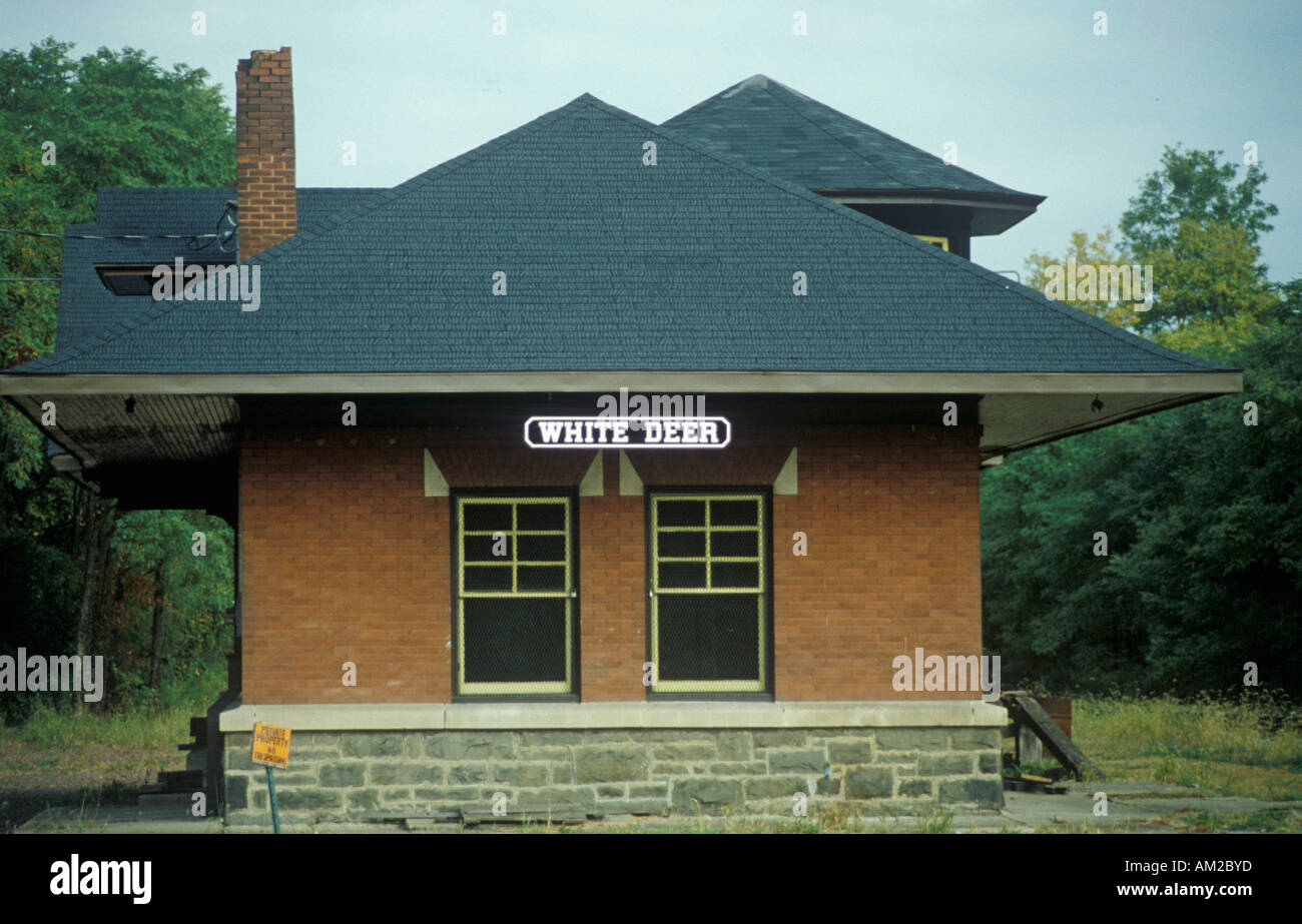 A railroad station in White Deer Pennsylvania Stock Photo Alamy