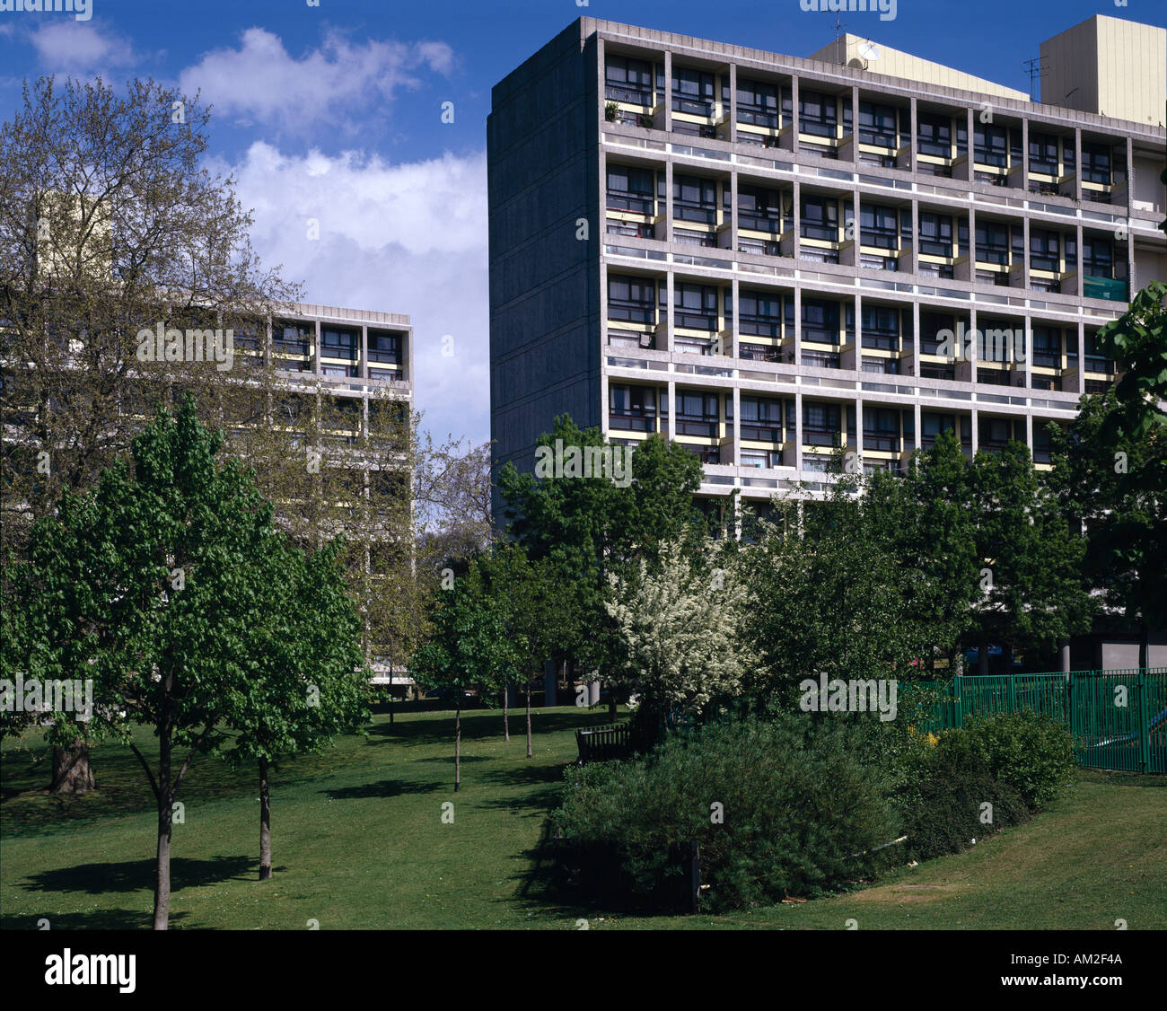 9104 10 1 Alton Estate Roehampton London 1952 9 Architect LCC