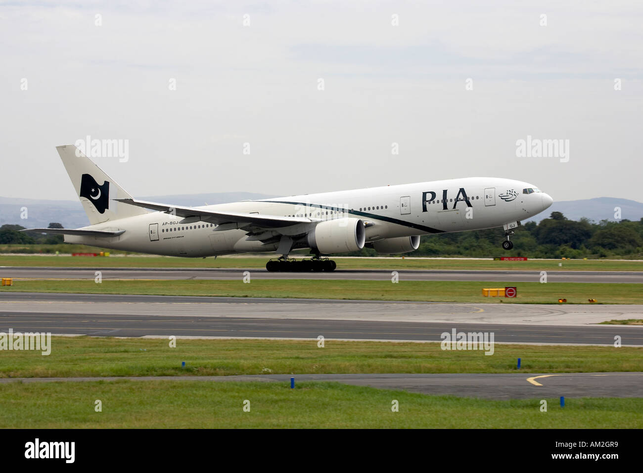 Aircraft Taking off Manchester Airport Stock Photo - Alamy