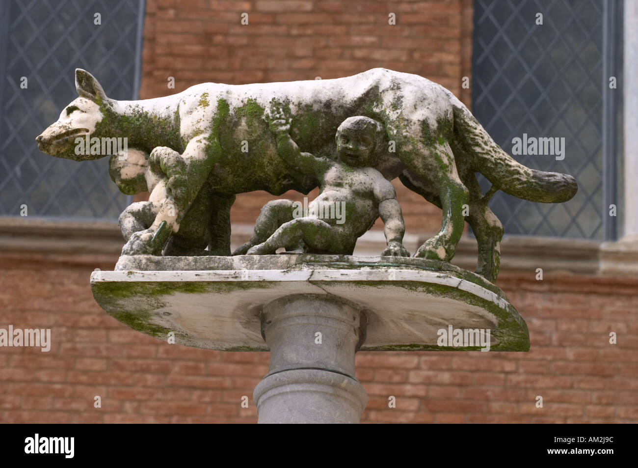 Statue of Romulus and Remus and she-wolf in Siena, Tuscany Italy Stock Photo