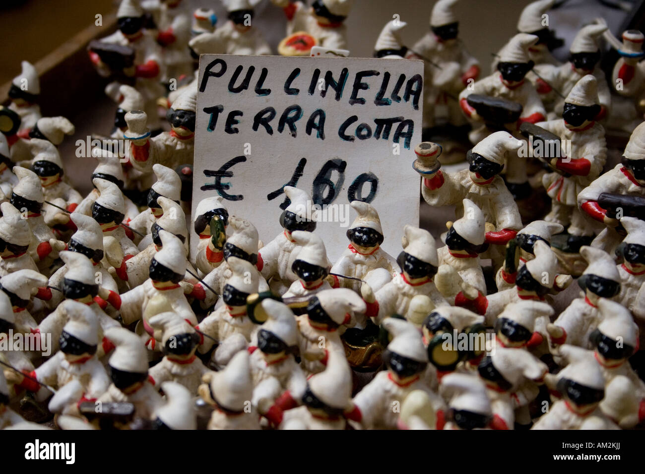 Terracotta figurines hires stock photography and images Alamy