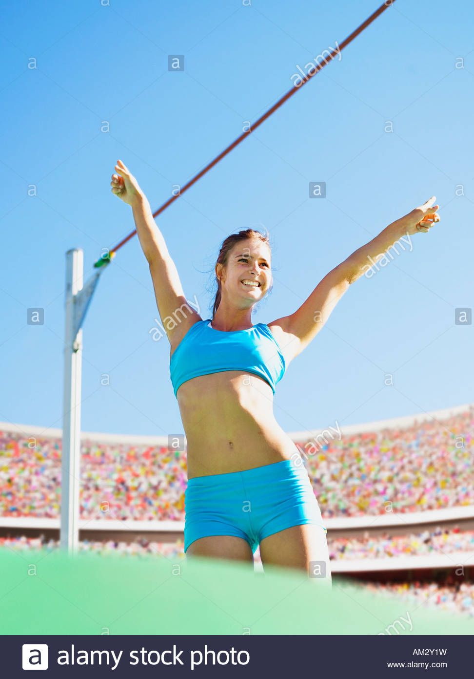Pole Vault Athlete Stock Photos & Pole Vault Athlete Stock Images Alamy