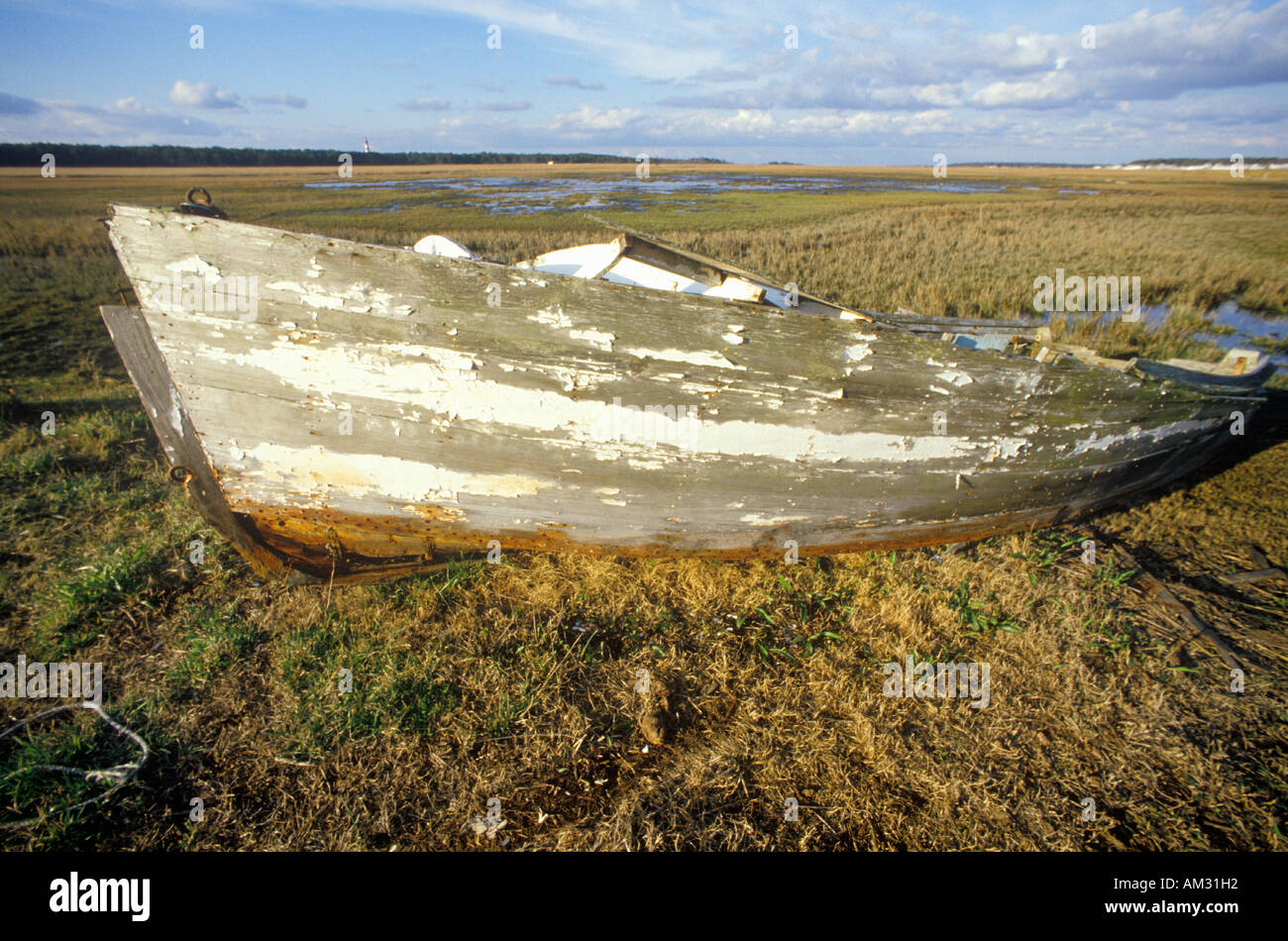 A wrecked ship in Chincoteague Virginia Stock Photo Alamy