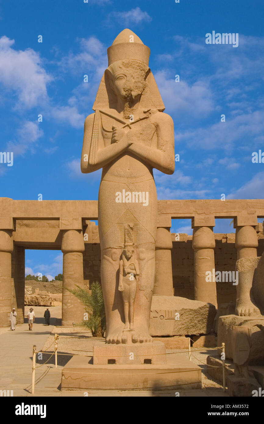 Statue of Ramses II Stock Photo - Alamy