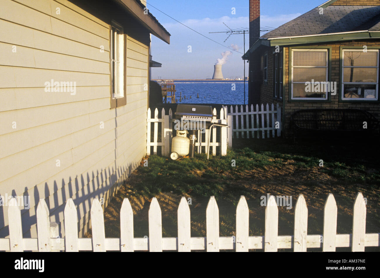 Salem Nuclear Power Plant in Delaware Bay NJ Stock Photo Alamy