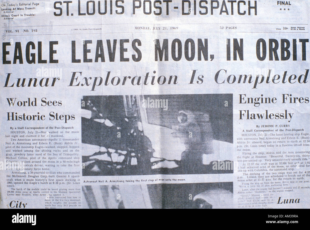 St Louis Post Dispatch newspaper displays Apollo 11 moon mission July 21 1969 Stock Photo