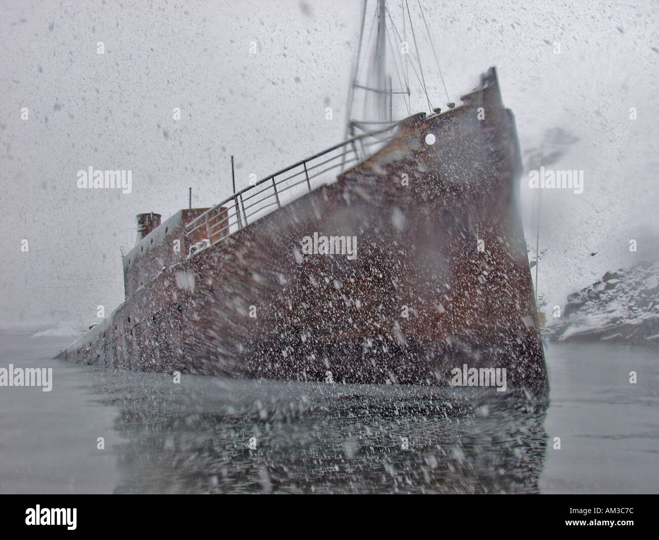 The Gouvenoren a Norwegian whaling ship wrecked at Enterprise Island Antarctica in 1916 Stock Photo