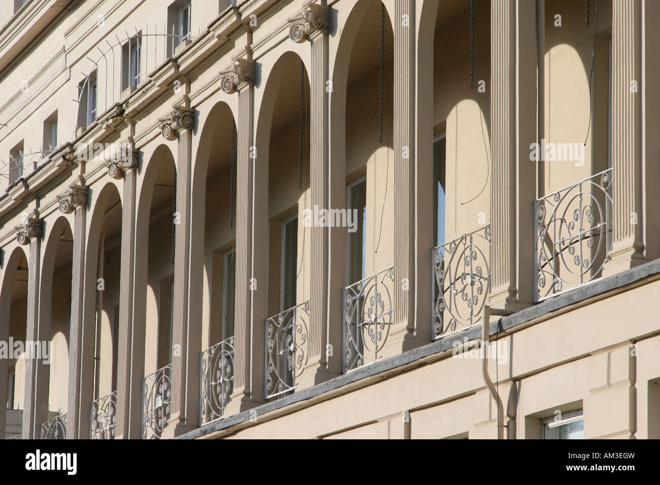 Victorian pillars hires stock photography and images Alamy