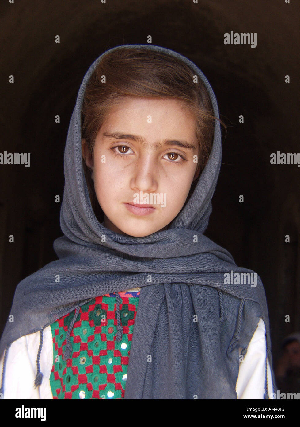Afghani girl hi-res stock photography and images - Alamy