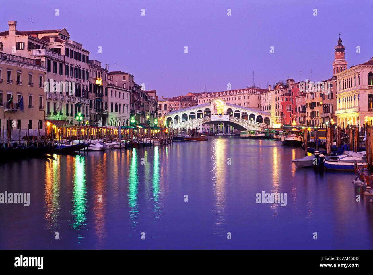 Venice grand canal bridge hi-res stock photography and images - Alamy