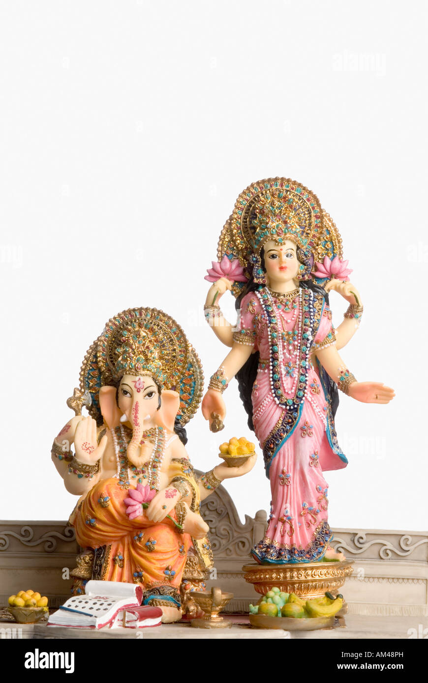 Statue of God Ganesha and Goddess Laxmi Stock Photo - Alamy