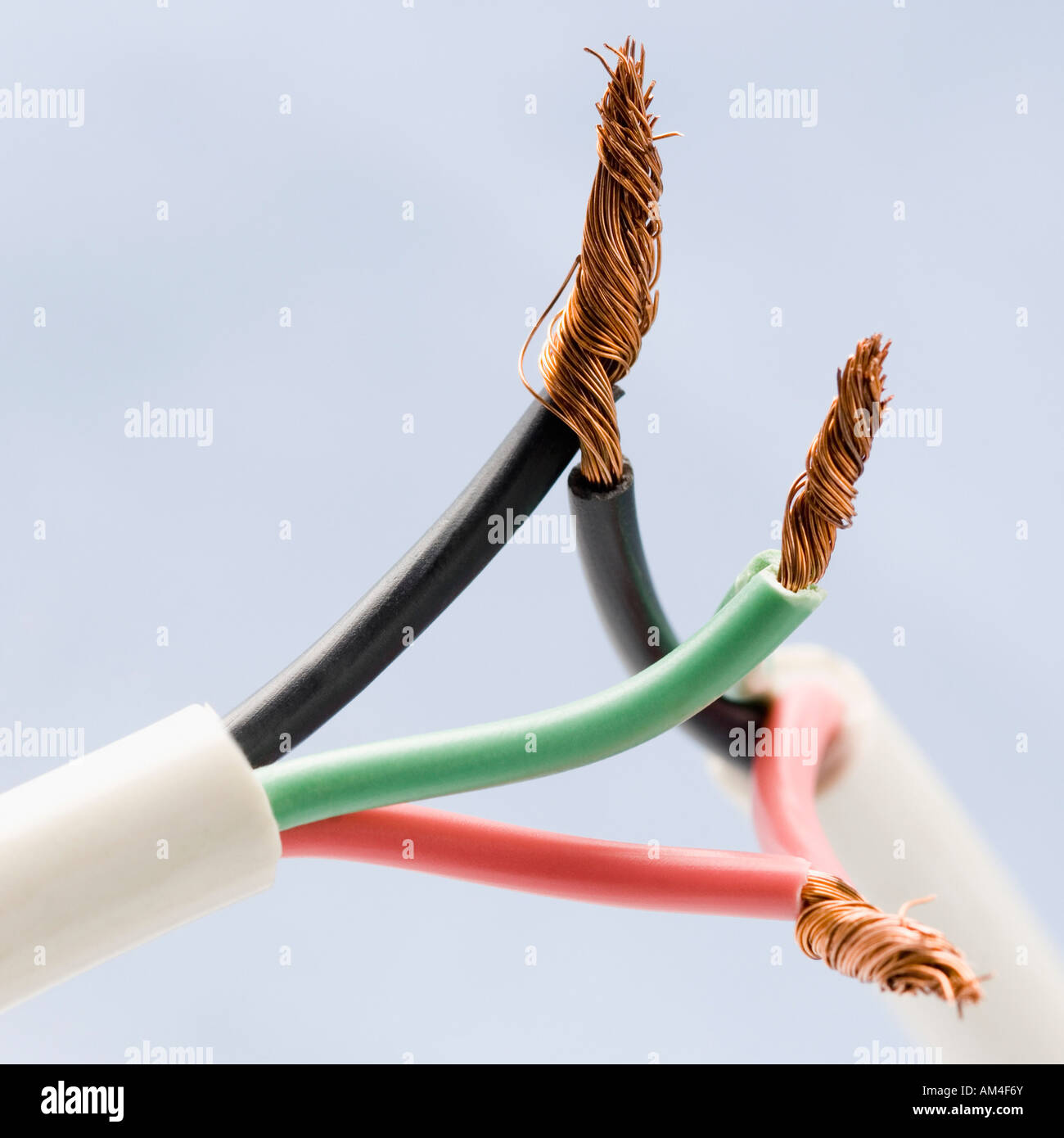 Twisted brass wire hires stock photography and images Alamy