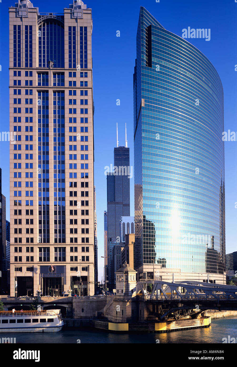 Buildings on Wacker Drive, Chicago Stock Photo Alamy