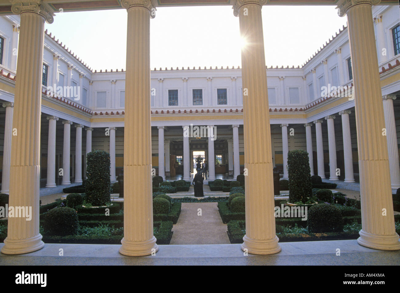 Peristyle gardens hi-res stock photography and images - Alamy