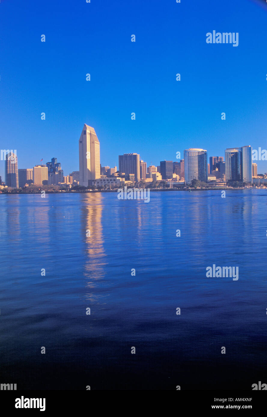 Sunrise san diego skyline view hi-res stock photography and images - Alamy