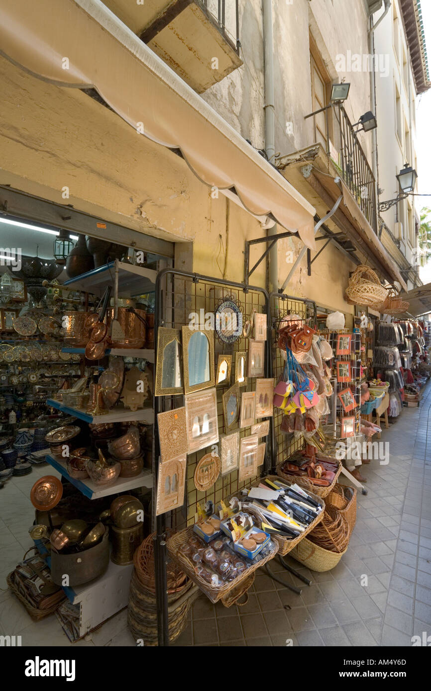 Granada spain shops shopping hires stock photography and images Alamy