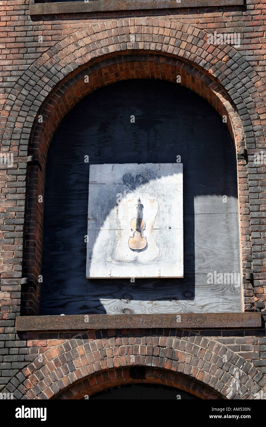 Street art in DUMBO of Le Violon d'Ingres by Man Ray Stock Photo Alamy