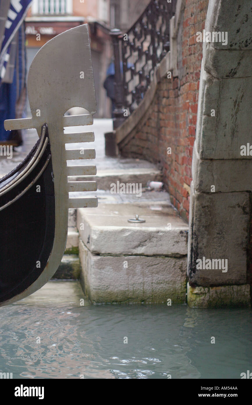 The Ferro of a gondola Stock Photo - Alamy