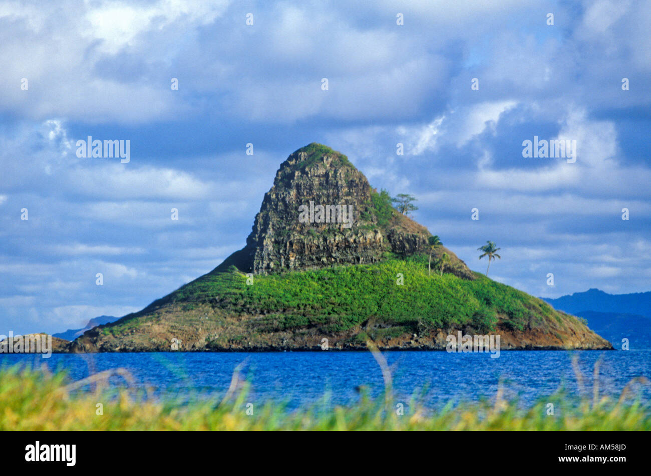Chinaman s Hat Island Oahu Hawaii Stock Photo Alamy