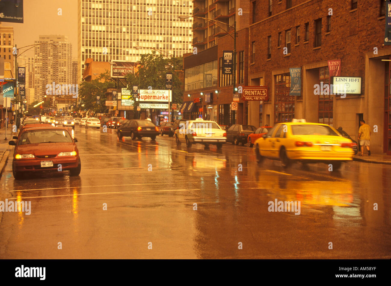 Rainy Street in Chicago Illinois Stock Photo Alamy