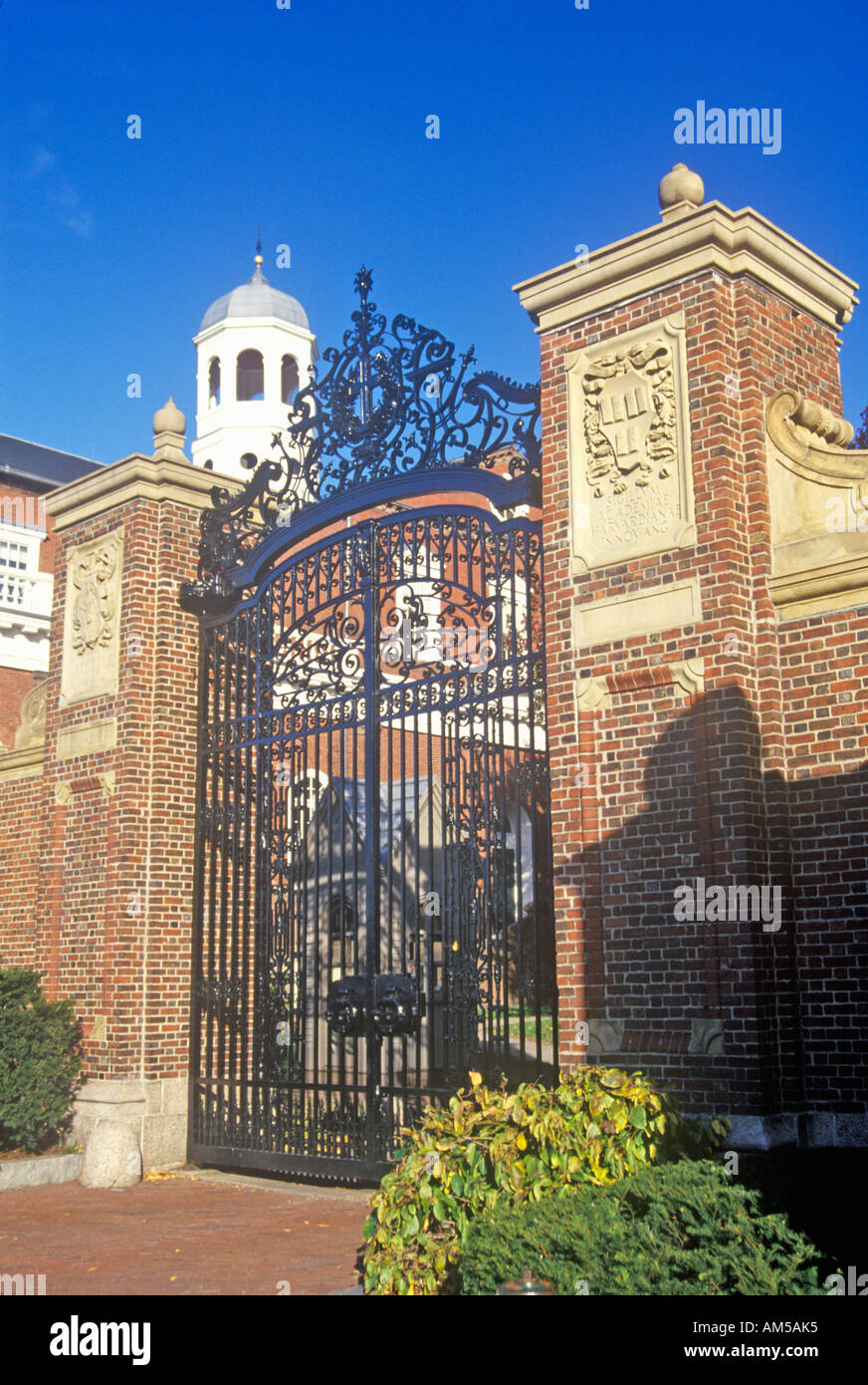 Harvard University Gate Hi-res Stock Photography And Images - Alamy