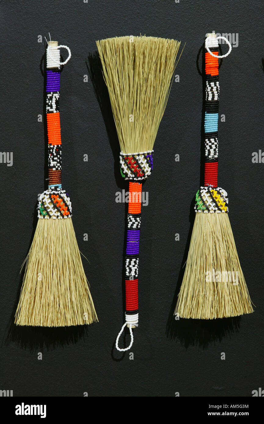 Artsandcrafts, brushes made of plant fibers and decorated with glass