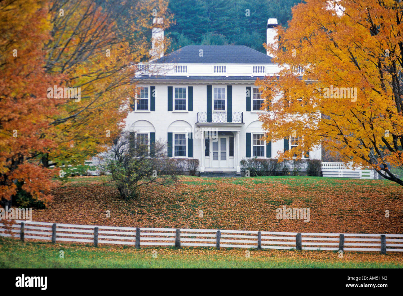 Bullfinch Row in Orford NH Mansions Row Stock Photo Alamy