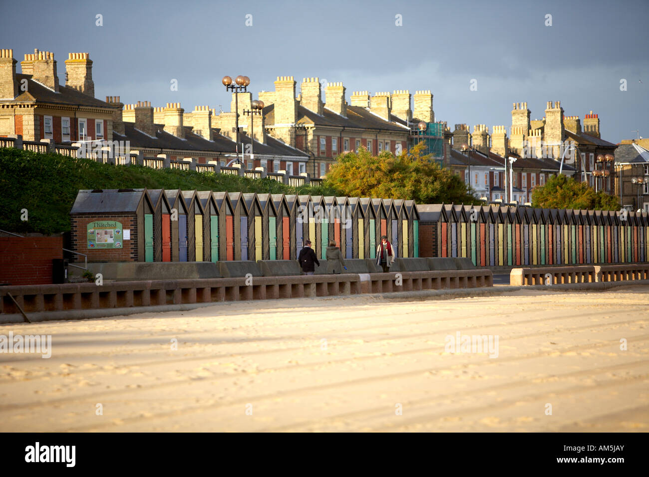 Beach huts lowestoft hires stock photography and images Alamy