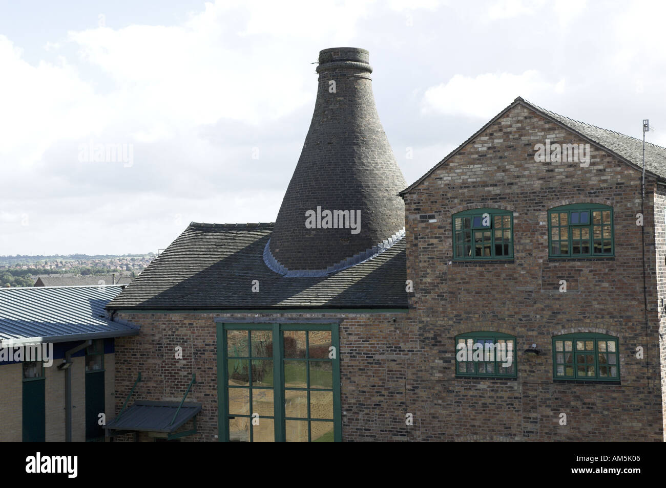 Bottle Kiln Hanley Stock Photo Alamy