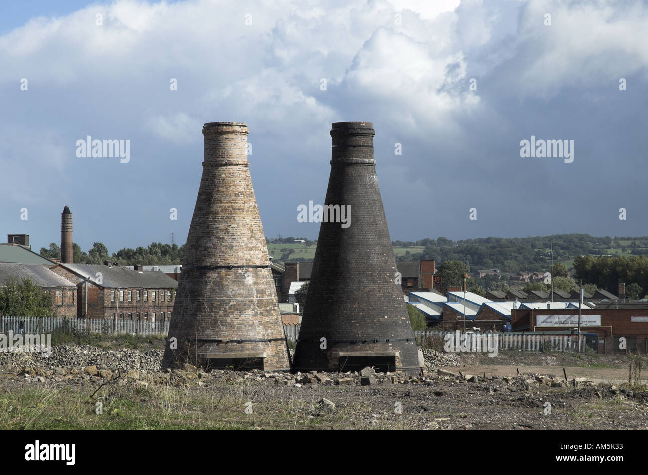 Bottle kiln hanley hires stock photography and images Alamy