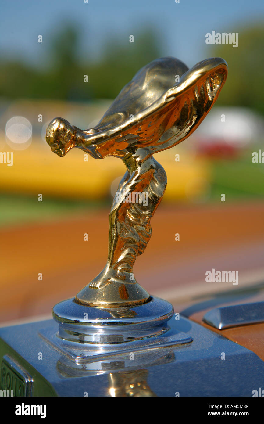 Hood ornament of a Rolls Royce, Automotive parts market and vintage car