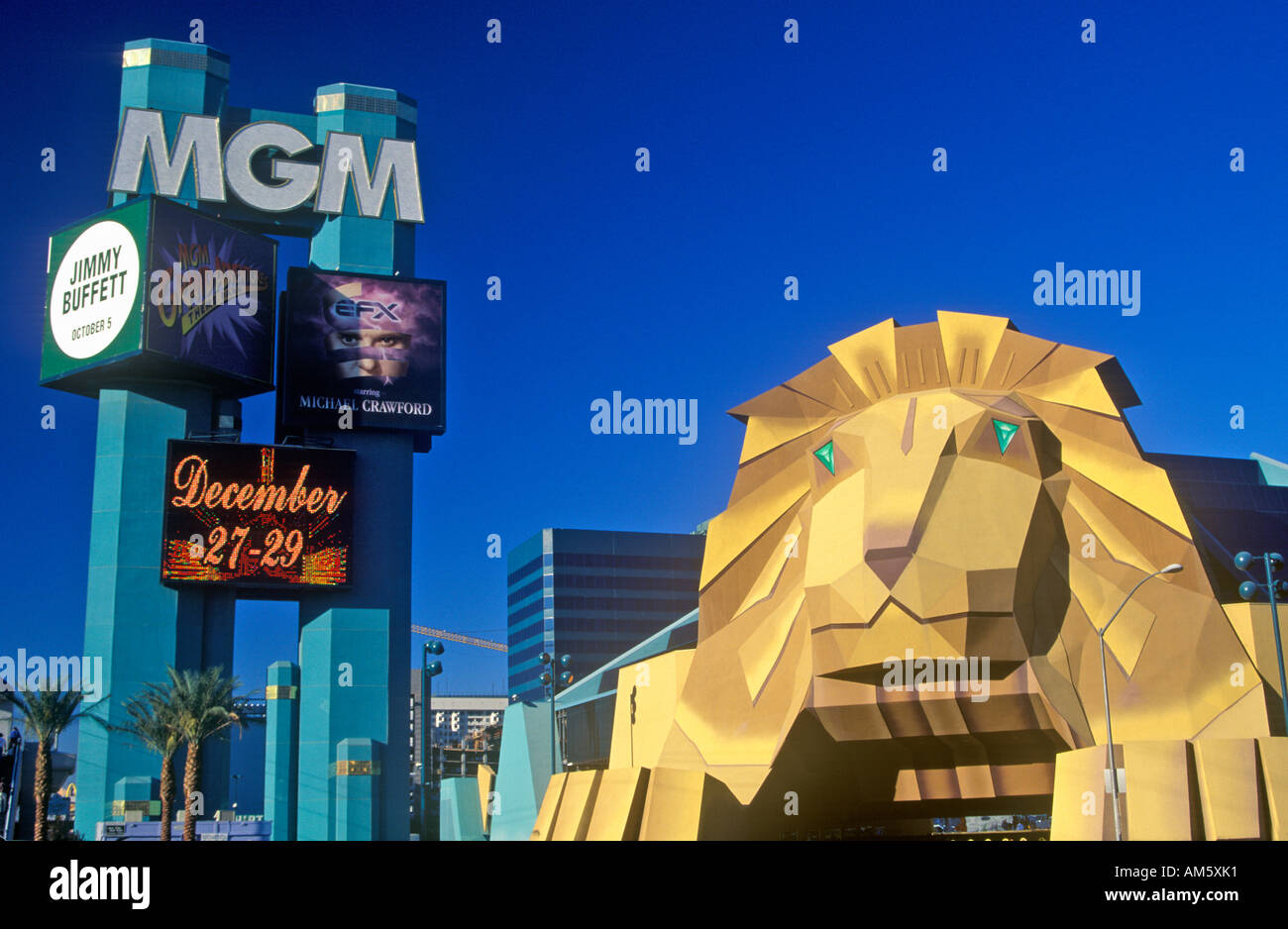 Mgm lion entrance mgm hotel hi-res stock photography and images - Alamy