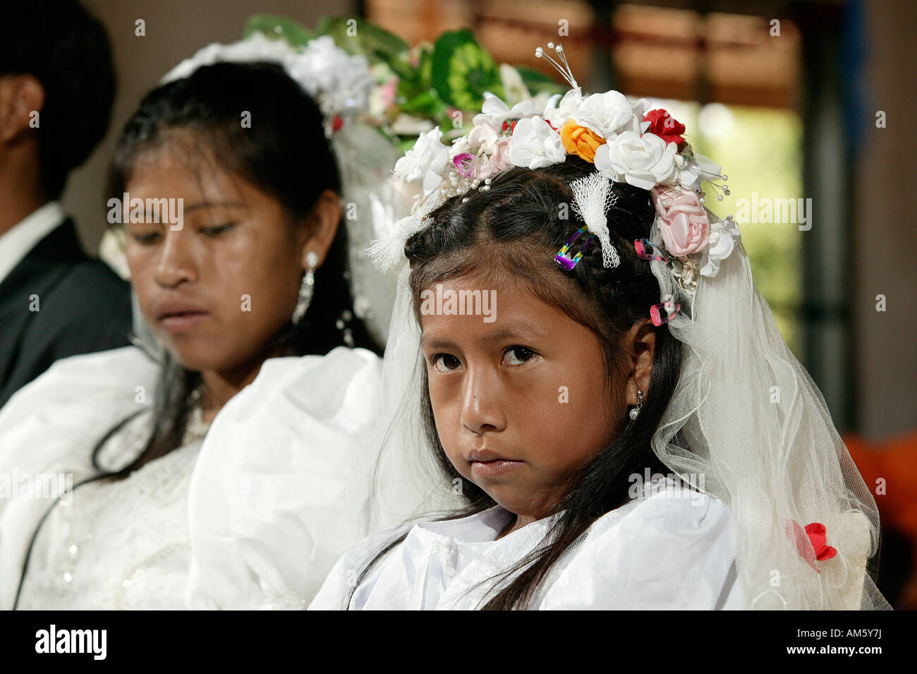 Bride with flower girl, Indian wedding, Loma Plata, Chaco, Paraguay, South America Stock Photo