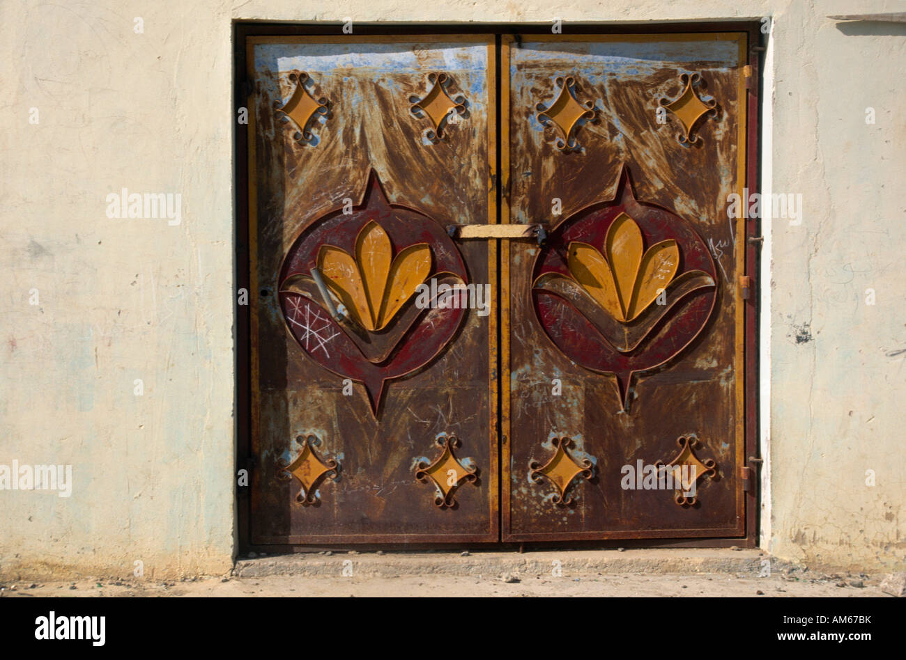 Sharjah UAE Decorated Metal Door Dibba Stock Photo Alamy