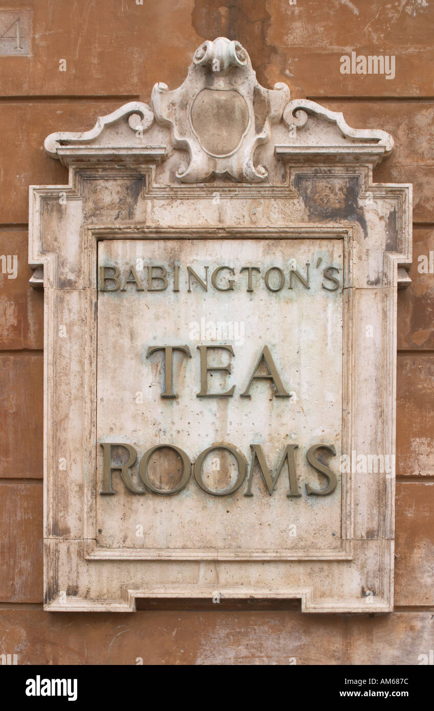Sign to the famous Babington's Tea Rooms. At the side of the Spanish Steps Stock Photo Alamy