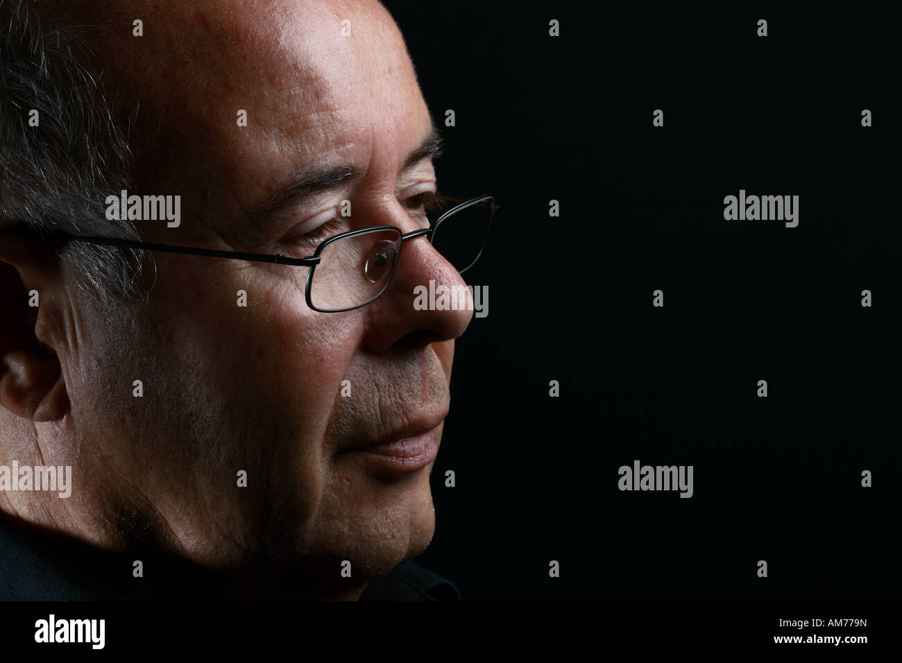 Profil man portrait hi-res stock photography and images - Alamy