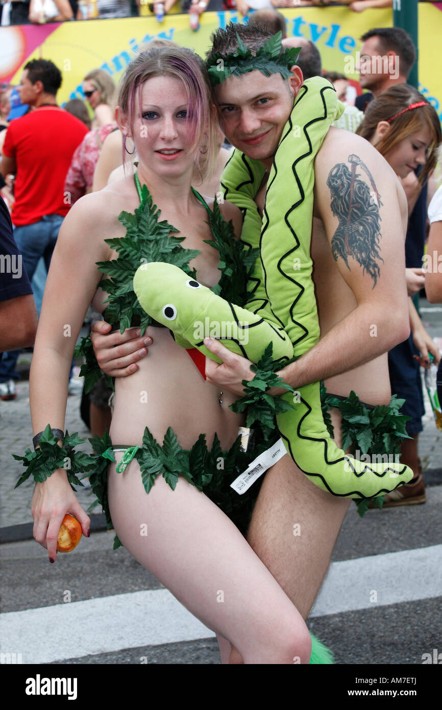 Joung couple dressed up as Adam and Eve, Loveparade 2007, Essen, NRW,  Germany Stock Photo - Alamy