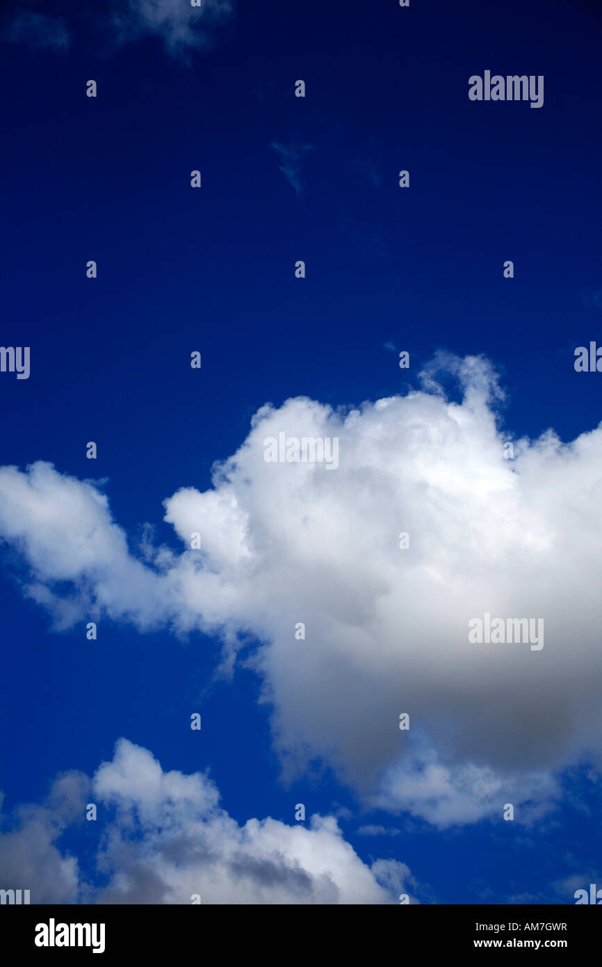 Heaven blue cloud formation look hi-res stock photography and images ...