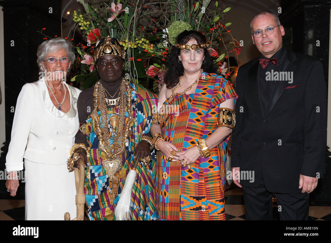 Charity event in Schloss Bensberg, from left Charlotte Feindt, King Bansah of Hohoe Ghana with his wife Gabriele, Steffen Ciesi Stock Photo