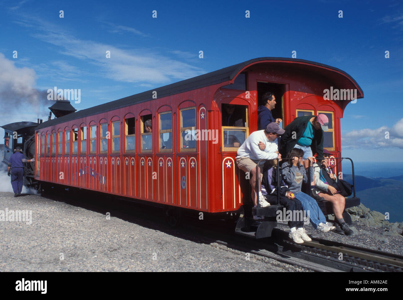 Old mount washington cog railway hi-res stock photography and images ...